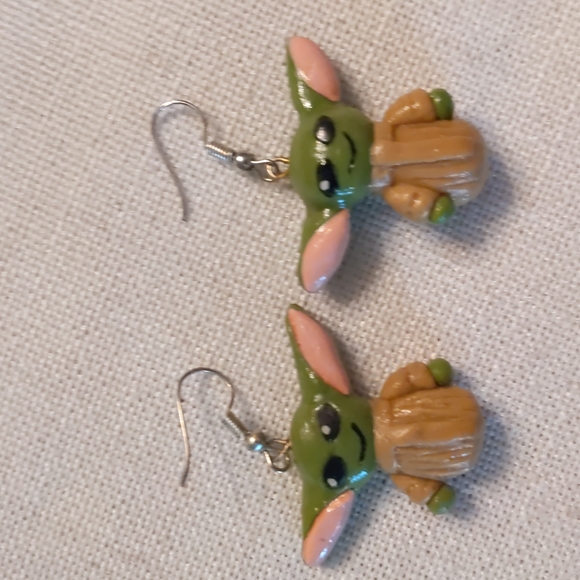Baby Yoda Handmade Earrings - Picture 3 of 3